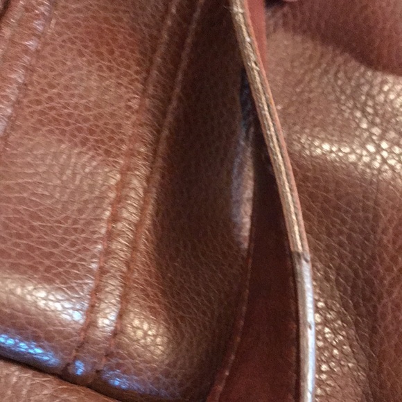 RELIC BROWN CROSSBODY BAG - Picture 13 of 13